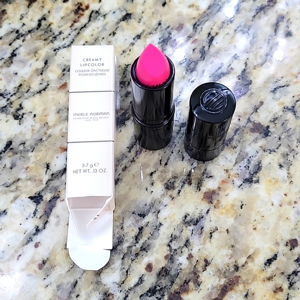 🌟NWT Merle Norman Liquid Lip Color Pink about it color